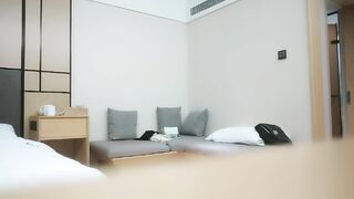 【利哥探花】170CM大长腿小姐姐，脱掉长裙揉捏奶子，镜头前特写深喉，穿着高跟鞋猛操站立后入撞击