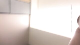 【小宝寻花】约操极品00后小萝莉，美乳粉嫩沙发狂舔开插，娇喘连连各种姿势挨个来