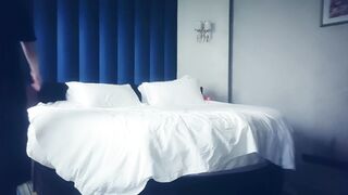 【赵总寻花】死鬼讨厌叫声销魂，极品超有女人味的性感少妇，近距离正脸口活特写，表情极其淫荡，激情交合爽翻了