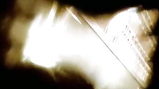 【赵总寻花】涉世未深的极品JK校花，被掰开逼近距离特写，吹硬后压在苗条的身体上疯狂输出