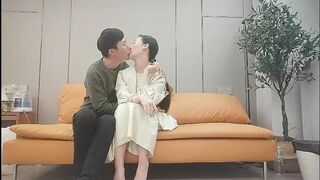 3000块约炮，连衣裙极品大圈外围女，口交大鸡巴，房间内随意抽插，浪荡呻吟，真刺激