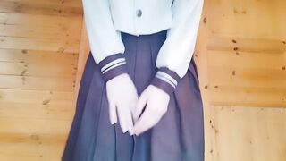 清纯水手服大奶妹假鸡吧玩弄阴茎