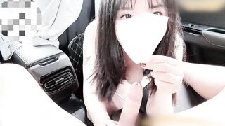 清纯女神【樱空桃桃】野外车震羞耻露出，过膝白袜粉嫩美穴，大奶配大屌直接一步到胃，小骚穴被塞的满满的