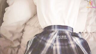 【极品白虎女神】窈窕身材02年女大学生【锅锅酱】JK萝莉帮主人乳交
