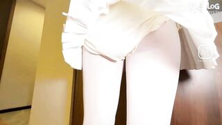 【核弹爆乳女神-91情深叉喔】兄妹强奸之继妹の梦魇 爆艹开档白丝无毛小穴 女上位劲射子宫 精液顺着粉嫩裂缝溢出，高清1080P原版无水印