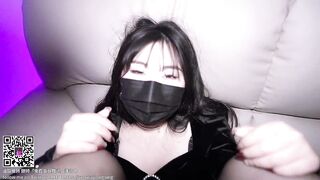 【顶级女神】极品蜜汁白虎尤物【娜娜】穿著黑丝筒袜高跟鞋，束缚綑绑舔脚，绑上双手双腿插入，最后浓精射满整个小穴，高清1080P原版无水印