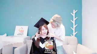 【大像传媒DX-016】MOMO【开发开关体位学院】高清1080P原版首发【DX-016】