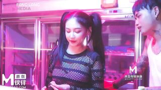 【放浪传媒FX-0006】宋南伊【痴淫槟榔摊之花-热辣蜜穴服务】麻豆代理，高清1080P原版首发【FX-0006】