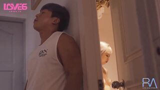 【皇家华人RAS-196】王以欣【安慰渣男弟弟的女友・你跟别人爽我跟你女友爽】高清1080P原版首发【RAS-196】
