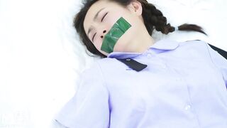 【长治传媒CZ-0004】麻豆代理-夏雨荷【尾行凌辱女学生】无助的她只能偷偷哭泣，高清1080P原版首发【CZ-0004】