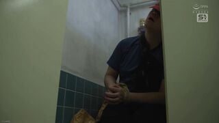 SONE-481 [中文字幕] 新模型无码破解 清纯女主播在采访无家可归者群体时被掳到满是异味的床上 遭受10次狂暴轮奸 - 明日叶三叶