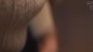 ROE-492 [中文字幕] 我和女朋友约会后她下午 5 点就不能回家了于是我和她妈妈发生了无保护性行为想给她生个妹妹。- 三云彩叶