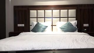 到农村约炮甜美妹子 穿着丝袜骑上来