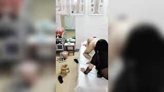 大家喜欢这种熟女吗？逼虽老服务却到位，所有服务来一遍口交内射通通来