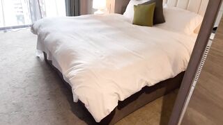女主播嫚嫚daisybaby和按摩師傅在店裡直接狂操騷穴