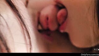 【onlyfans】【苏樱花 DJ SAKURA】【ZIAxBITE】【FFM】三人行，伴随着凌乱的剪刀式内射