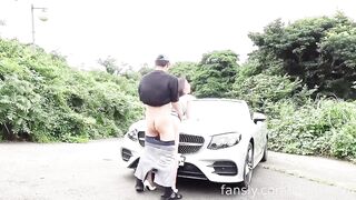 【onlyfans】大奶美女 富二代开着豪车带美女兜风 妹子表情好兴奋 随便在路边把事办了