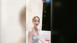 京城千金大小姐·呕吐调教拜金男奴