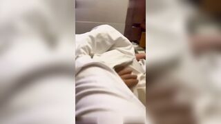 极品反差白虎头牌技师 被猛干到持续喷水 最后被男子内射还满脸的不高兴！