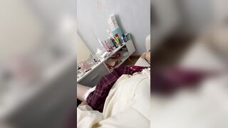江西南昌 拼顺风车邂逅的一个JK眼镜小妹 酒店疯狂蹂躏狂插调教
