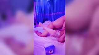 身材好多人搞 高颜值网红脸反差母狗线下约炮服侍金主 多人运动床战高燃视频流出