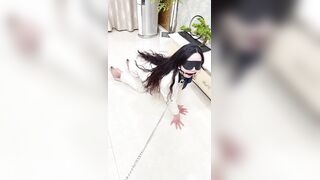 会喷水的亲姐姐把工装OL的气质姐姐拴着狗链调教