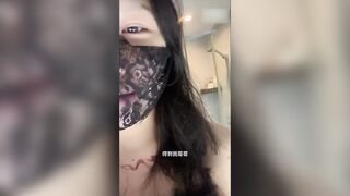 家庭乱伦趁哥哥睡着了，帮哥哥口鸡巴，受不了直接骑上去