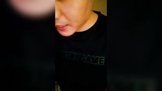 母子乱伦 熟女妈妈和儿子的第一次