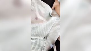 嫂子感冒了，我来照顾她，她居然叫我帮她打针 我则暗自亢奋，想象着她身体里的每一寸肌肤