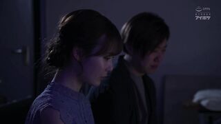 IPZZ-751 [新模型无码破解] 同学会那夜借着醉意重返怀念的母校与两位一直倾心于我的青梅竹马上演一夜限定的争夺背德与纠缠 - 西宮梦 miru