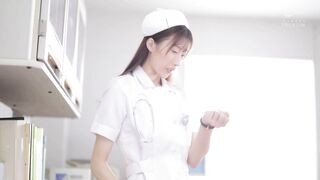 PRED-696 [新模型无码破解] 性欲旺盛的淫荡护士主动骑在患者身上屁股 乳头 逼逼在身上摩擦 这是最好的体检 - 星宫一花