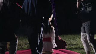 SONE-920 [无码中文字幕] 可爱村姑是贫贱男人们的慰藉者 miru