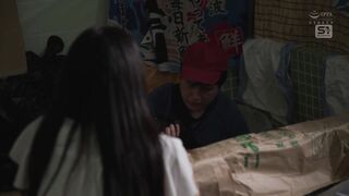 SSONE-481 [无码中文字幕] 清纯女主播在采访无家可归者群体时被掳到满是异味的床上 遭受10次狂暴轮奸 明日叶三叶