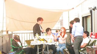 SONE-953 在公司烧烤会上，她对着公司里所有的鸡巴张开双腿……容易被酒精诱惑的已婚OL…… 笹仓彩