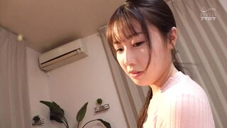 IPZZ-669 [中文字幕] 女友的萝莉巨乳妹妹太犯规了!!面对完美圆润巨乳的走光诱惑 忍不住出轨疯狂抽插 望乃るい