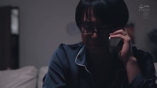 JUR-088 [中文字幕] 人妻秘書 充滿汗水的接吻 在老闆辦公室的中出性愛-久遠美緒