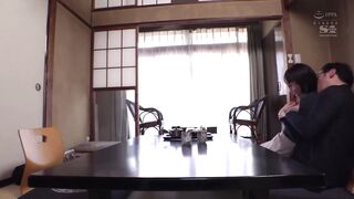 SSIS-464 [中文字幕] 妻子不在的兩天和年輕貌美的情人燃盡性慾的溫泉不倫 架乃由罗