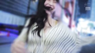 MIAA-797 [中文字幕] 在惠比壽的Bar的美腿美女。用腿讓男生射精的甜蜜虐待狂美腿小姐 讓我喝醉，我就把我的美腿交纏，夾住，摩擦欺負你 森日向子