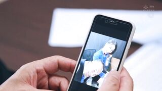 JUQ-918 [中文字幕] 一位已婚女秘书在CEO办公室里与他激情缠绵汗水和亲吻交织在一起一位成熟性感举止优雅的女秘书登场了 - 加藤彩乃