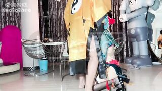 [糖心Vlog]【深喉口爆】重生之化身女僵尸 被大力道士羞辱深喉口爆 暴力插穴内射 - 爱吃雪糕