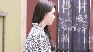 JUQ-482 [中文字幕] 愛弓りょう - 慰勞旅行NTR老婆被性欲不減的公司上司們輪上了