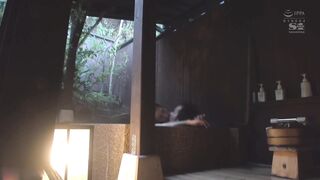 SSNI-731 [中文字幕] 葵つかさ - ※絕對沒有劇本性愛影片拍攝素顏什麼都做葵司的本性全部露出SEX真實二人獨處温泉旅行時滿滿幹不停超稀有色慾200％影片