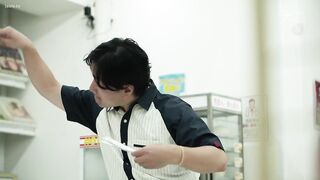 JUR-636 [中文字幕] 戴耳机的丰腴人妻娇躯隔绝喧嚣浑然不觉绝伦猎手已紧贴身后炽热目光贪婪捕捉她诱人曲线 - 桃园怜奈