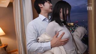 MIDV-767 [中文字幕] 第一次的不穿胸罩紧张的奶头硬梆梆约会 羞耻跟兴奋 连续高潮浓厚3性爱 - 堀田真央