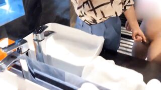 “月经刚走，还不能玩呢， 明天你去我家玩吧”风骚优雅的女老板说话太勾人了，怎么能放她走