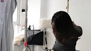 骑木马的女孩，下集：瑾瑜的木马游戏，三角木马、长鞭、蜡烛，受尽折磨的大白腿、
