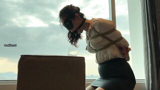 骚老婆旅行直播3 OL制服 口水收集