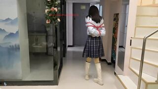采文 绑在栏杆上的女孩日式全身紧缚红绳长靴(1)