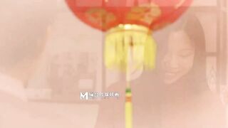 【果冻传媒】苏语棠-苏娅【换母荡元宵】挑逗五感的猜灯谜，高清720P原版首发【MD-0217】