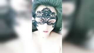 一只小狐仙精彩4P大秀【下篇】跟好姐妹一起让三个男人玩弄调情，淫声荡语互动狼友撩骚，吃奶舔逼口交大鸡巴各种草